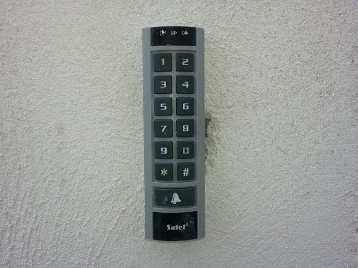 Tastatura acces poarta Satel
