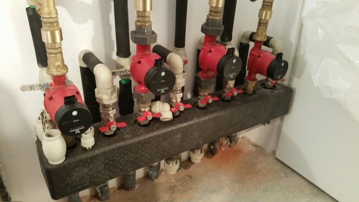 Distribuitor Sinus si Pompe Grundfos 005