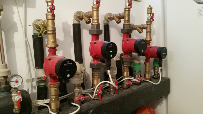 Distribuitor Sinus si Pompe Grundfos 015