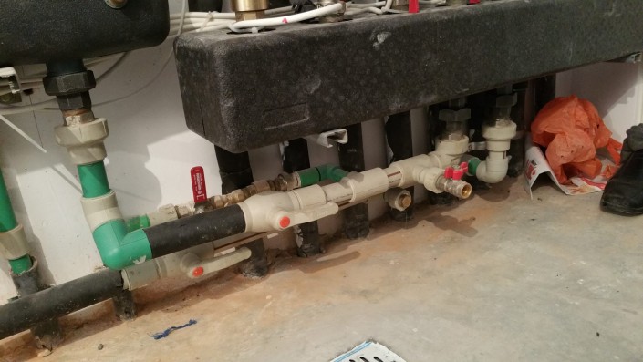 Distribuitor Sinus si Pompe Grundfos 018