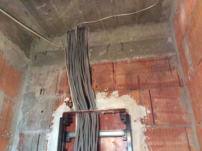 Proiect 16 Instalatie electrica 010