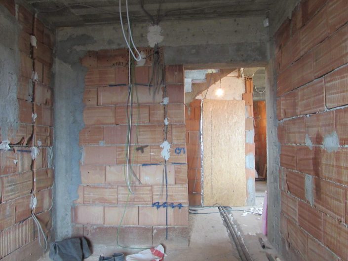Proiect V&V Electrice si Automatizari Curenti Slabi 012