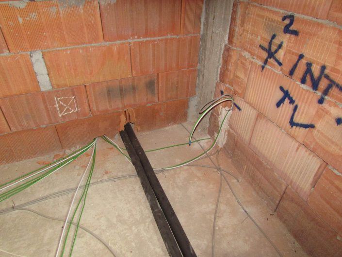 Proiect V&V Electrice si Automatizari Curenti Slabi 020