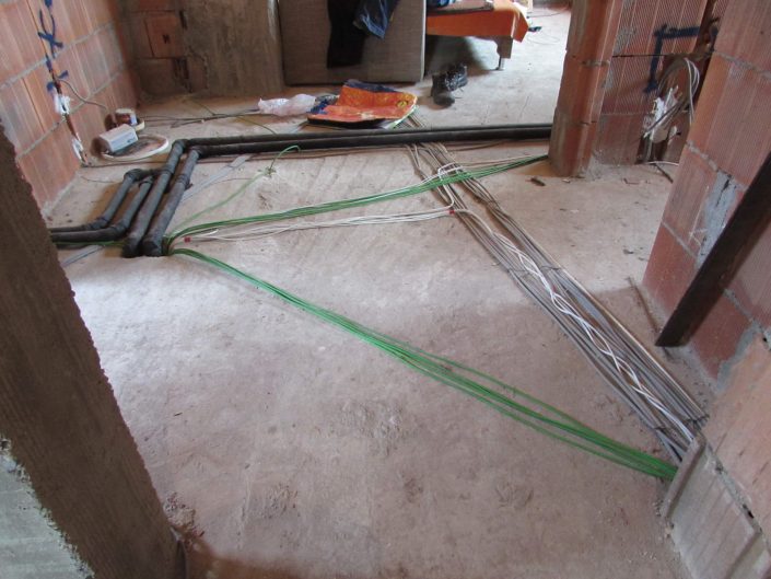 Proiect V&V Electrice si Automatizari Curenti Slabi 025