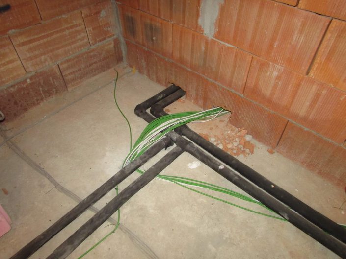 Proiect V&V Electrice si Automatizari Curenti Slabi 030